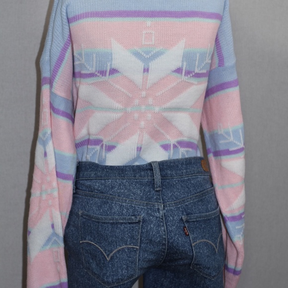 Diversity Sport Sweater - Picture 12 of 14